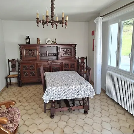 Justa - Latre Location * Λούρδη